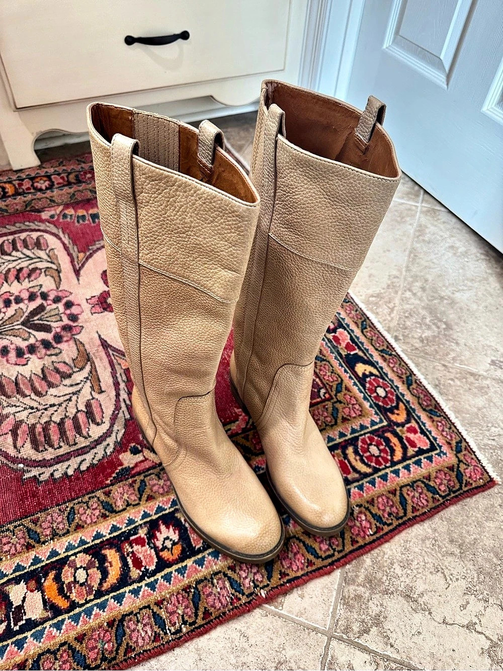 Lucky Brand Women's Tan Hyacinth boots 10 wide calf